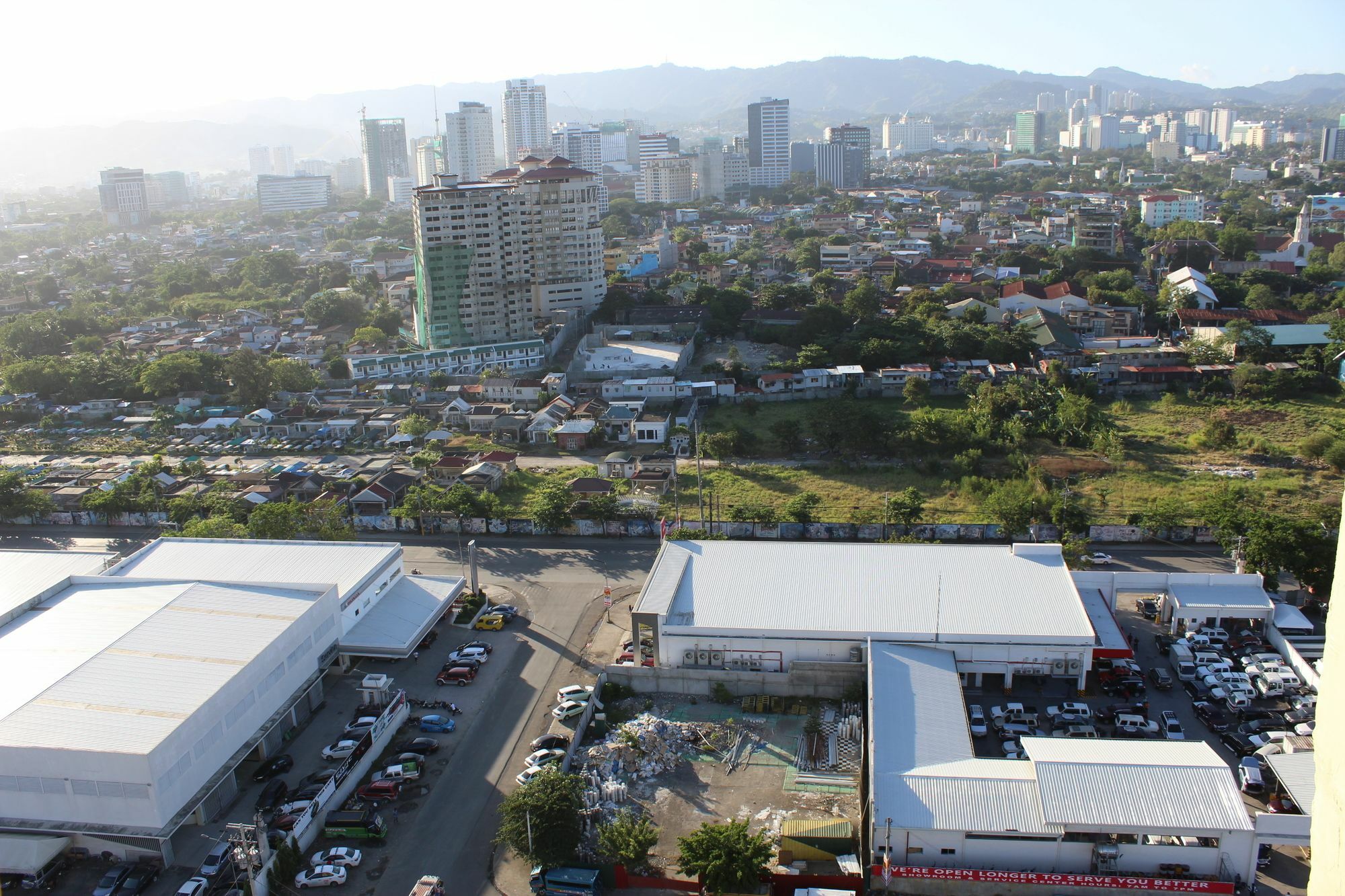 Feel Great Stay Condotels - San Marino Cebu Екстер'єр фото